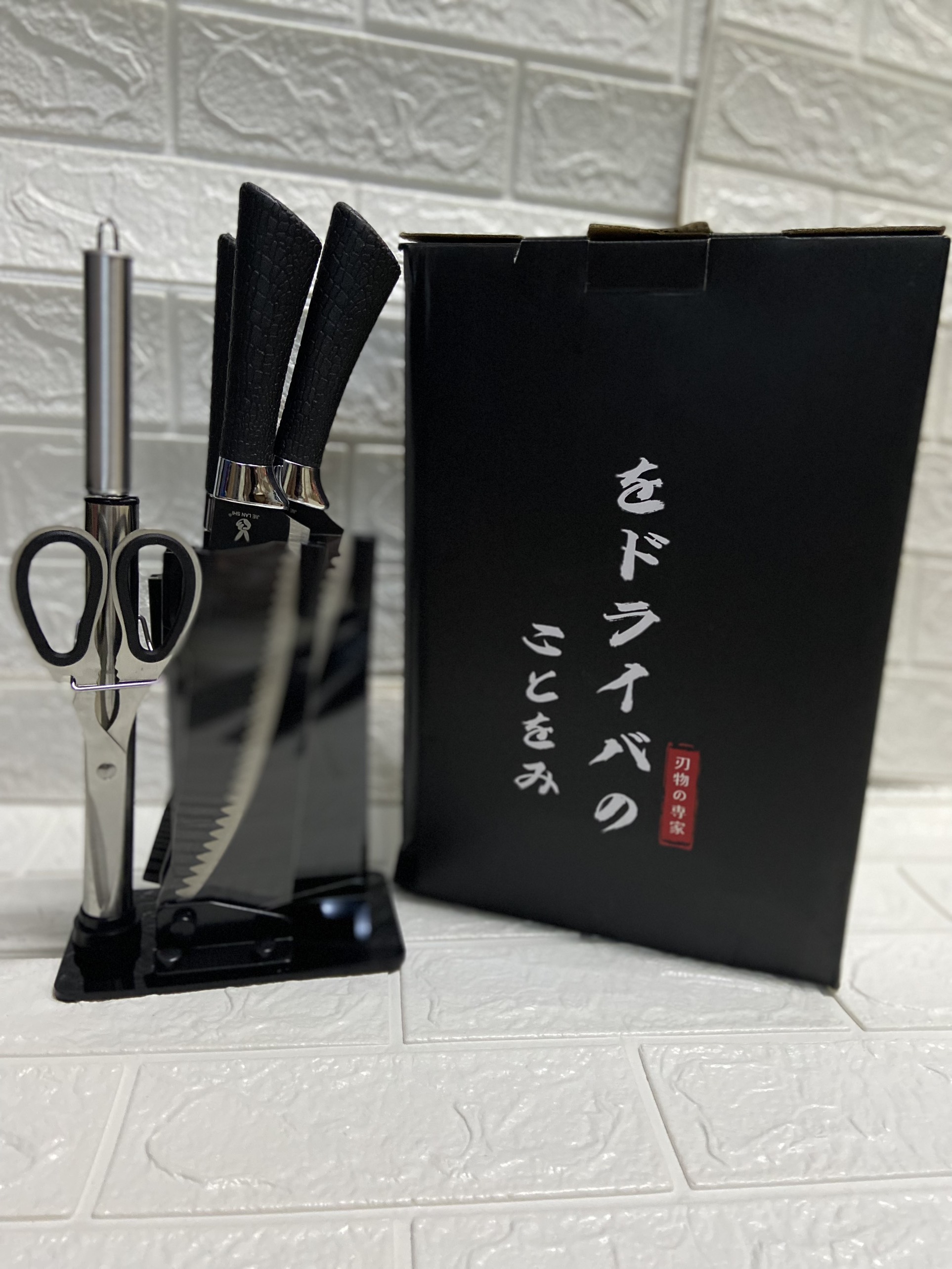 Knife Set Japanese kitchen. Steak knives super sharp. Knife Set stainless steel wavy anti-adhesive Super Sharp (specializing in Thai, filter meat, paring fruit)
