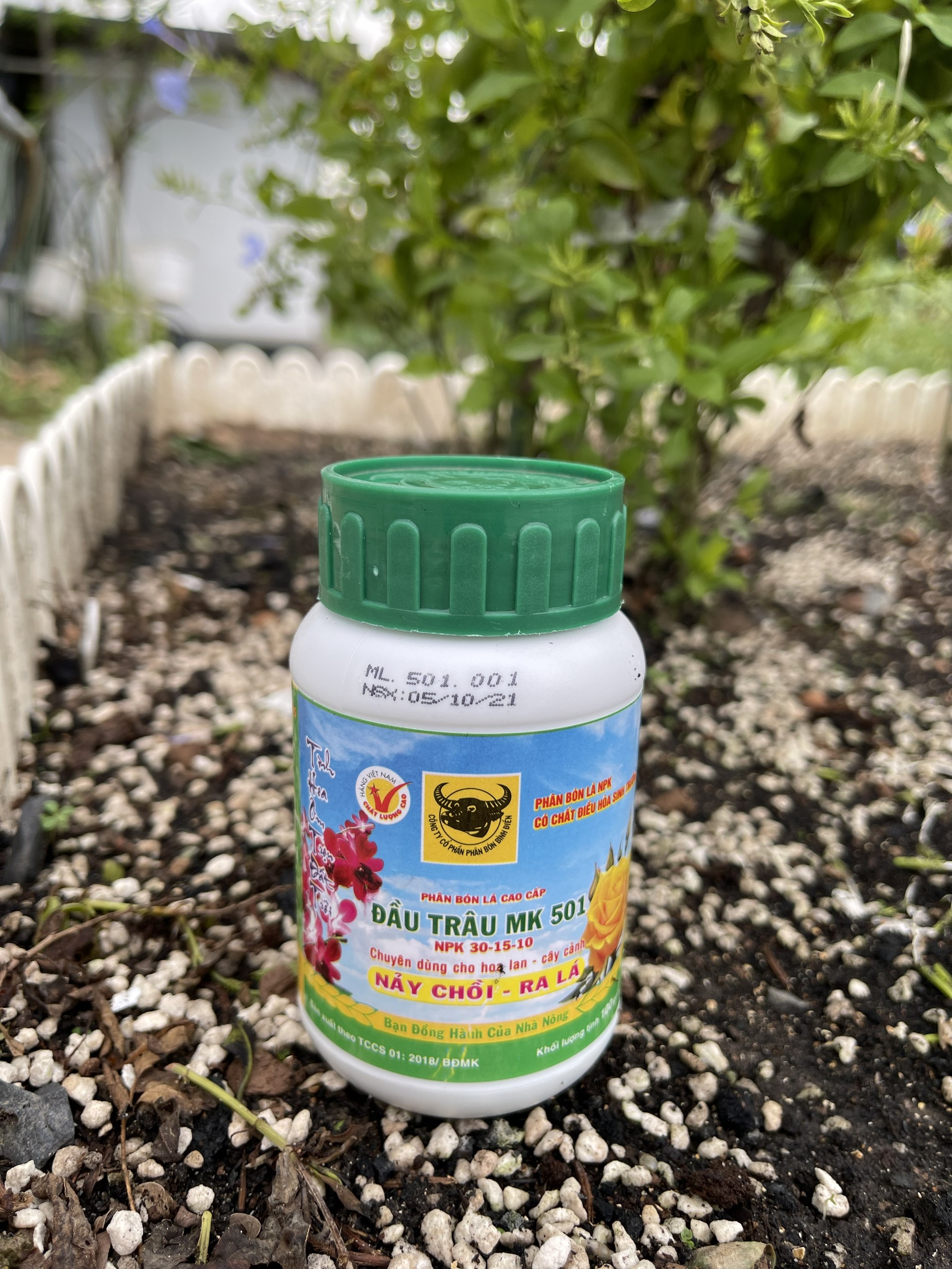 Phân bón lá đầu trâu MK 501 701 901 (100gram)