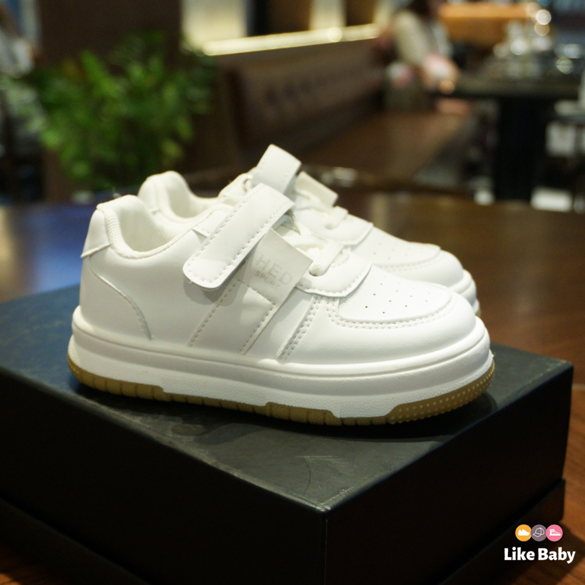 HOÀN TIỀN 15% - Giày Thể Thao Bé Trai Bé Gái Từ 1 - 12 Tuổi Màu Trắng Siêu Nhẹ Quai Dán Đế Êm Kiểu Dáng Thời Trang G96