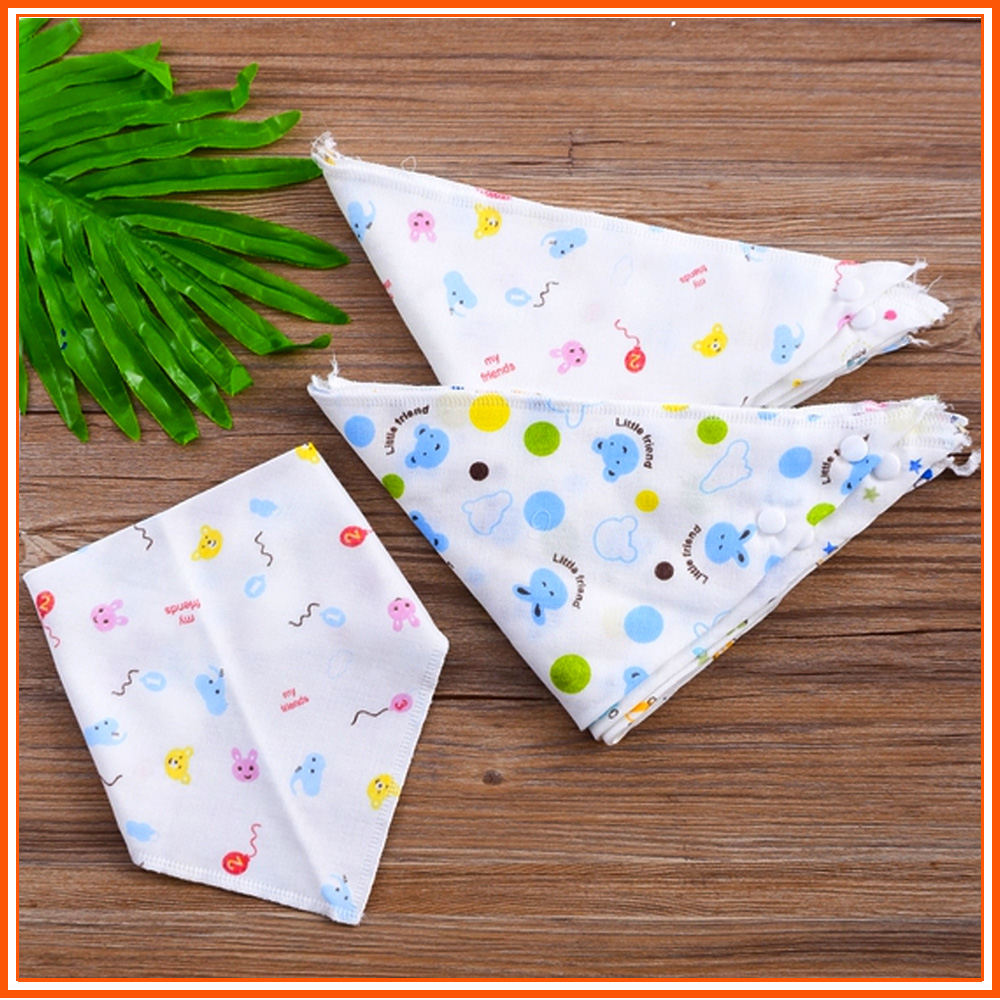 Combo 3 chiếc yếm cúc bấm cho bé