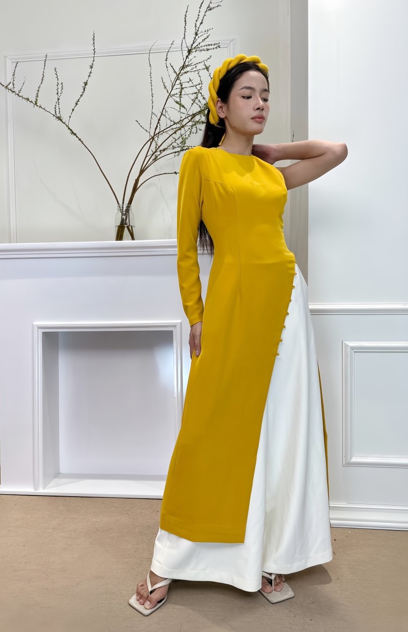 COCO SIN - Áo Dài Vàng Lệch Vai