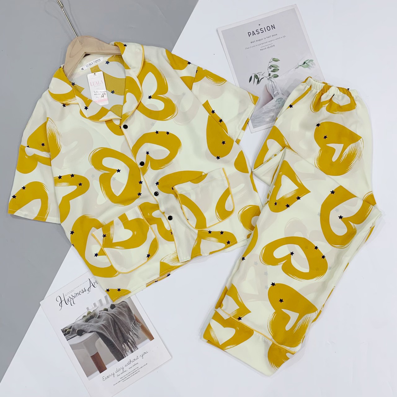 Bộ Pijama Lụa Satin / Mango Phối Hàn - Bộ Mặc Nhà Cộc Dài
