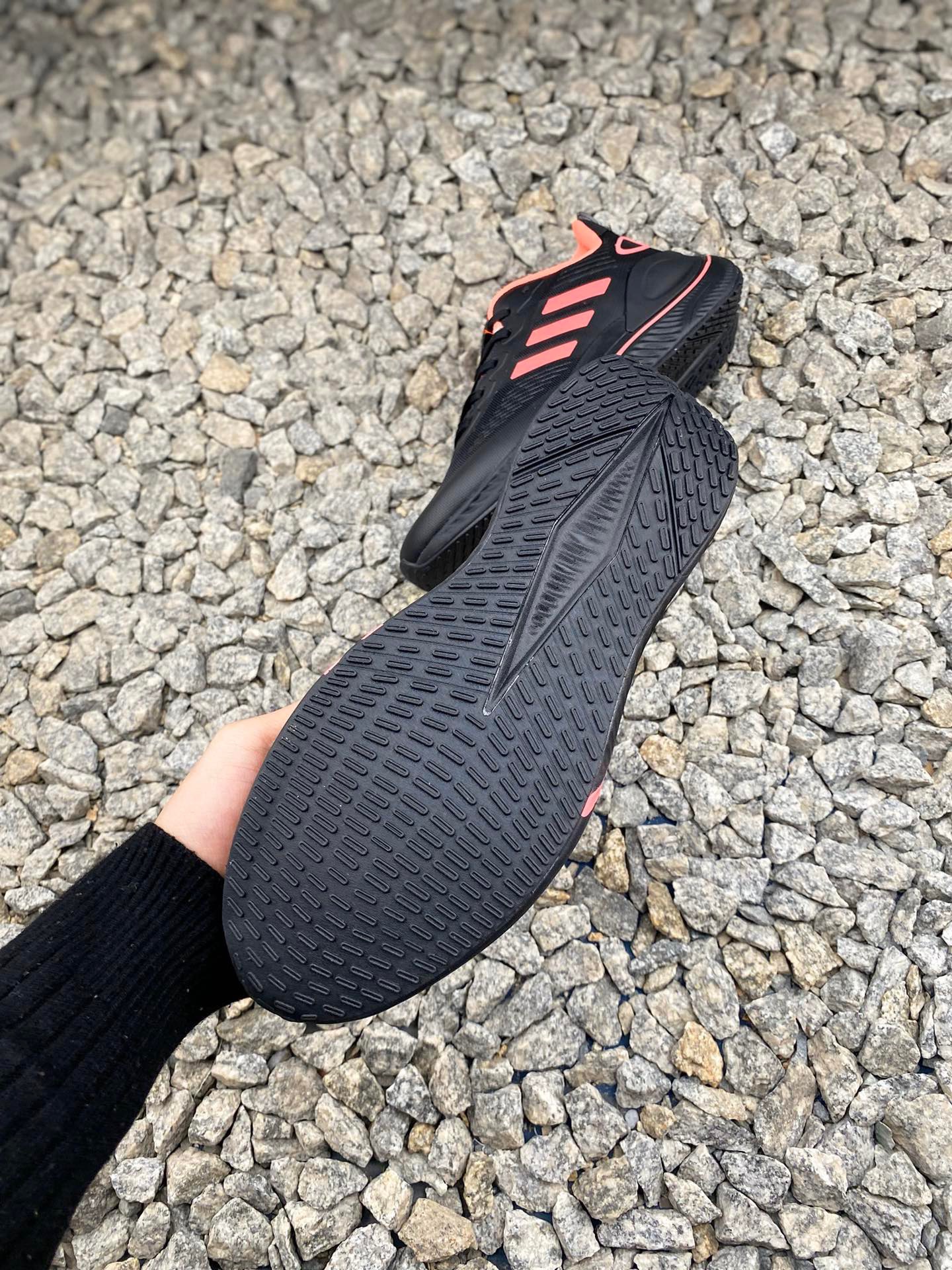 [SALE KHỦNG][TẶNG VỚ] GIÀY RUNNING NỮ ADIDAS ALPHAMAGMA
