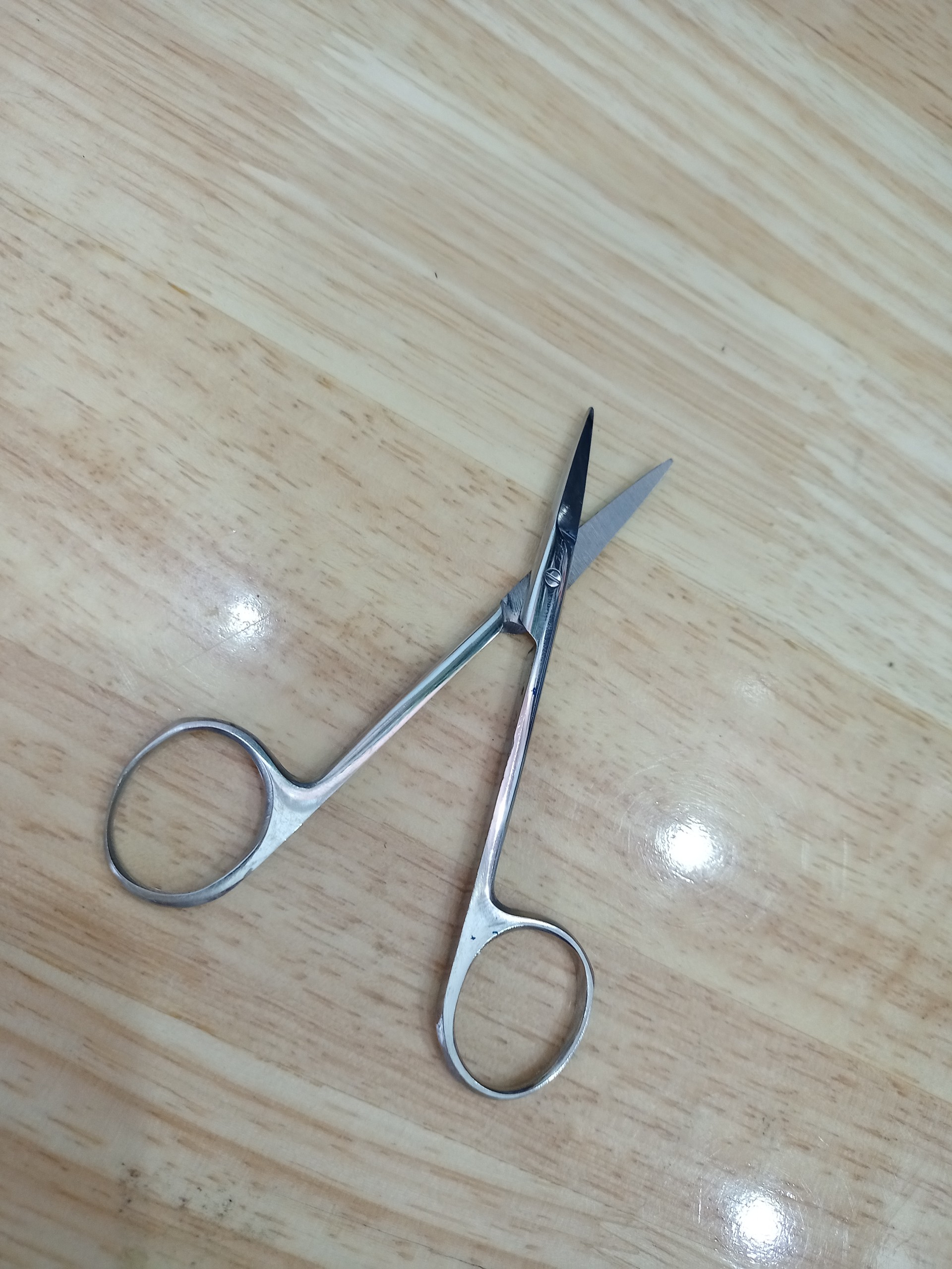 [HCM]Kéo cắt mi cắt lông mũi (kéo trơn)