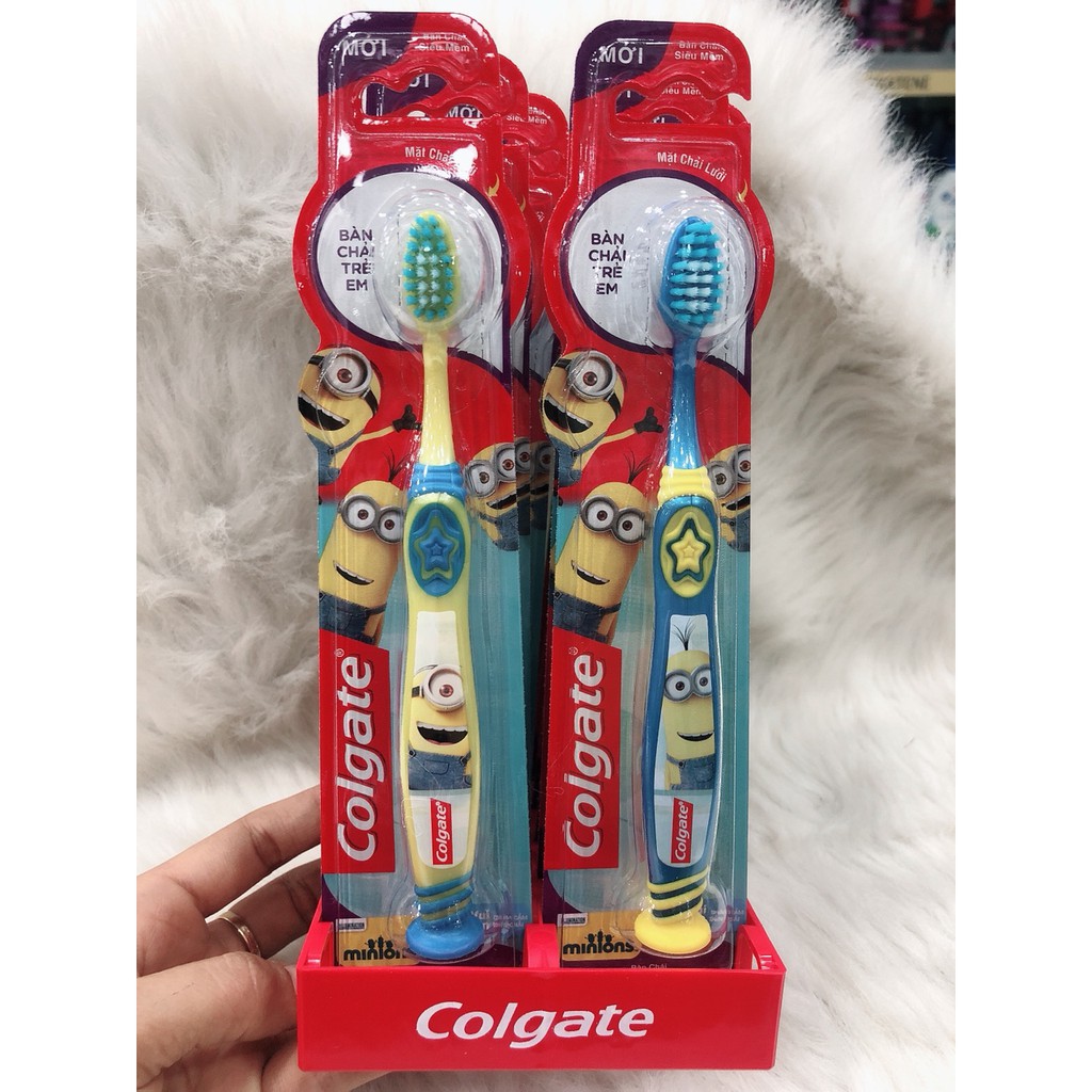 bàn chải đánh răng Colgate Minions siêu mềm​ cho bé