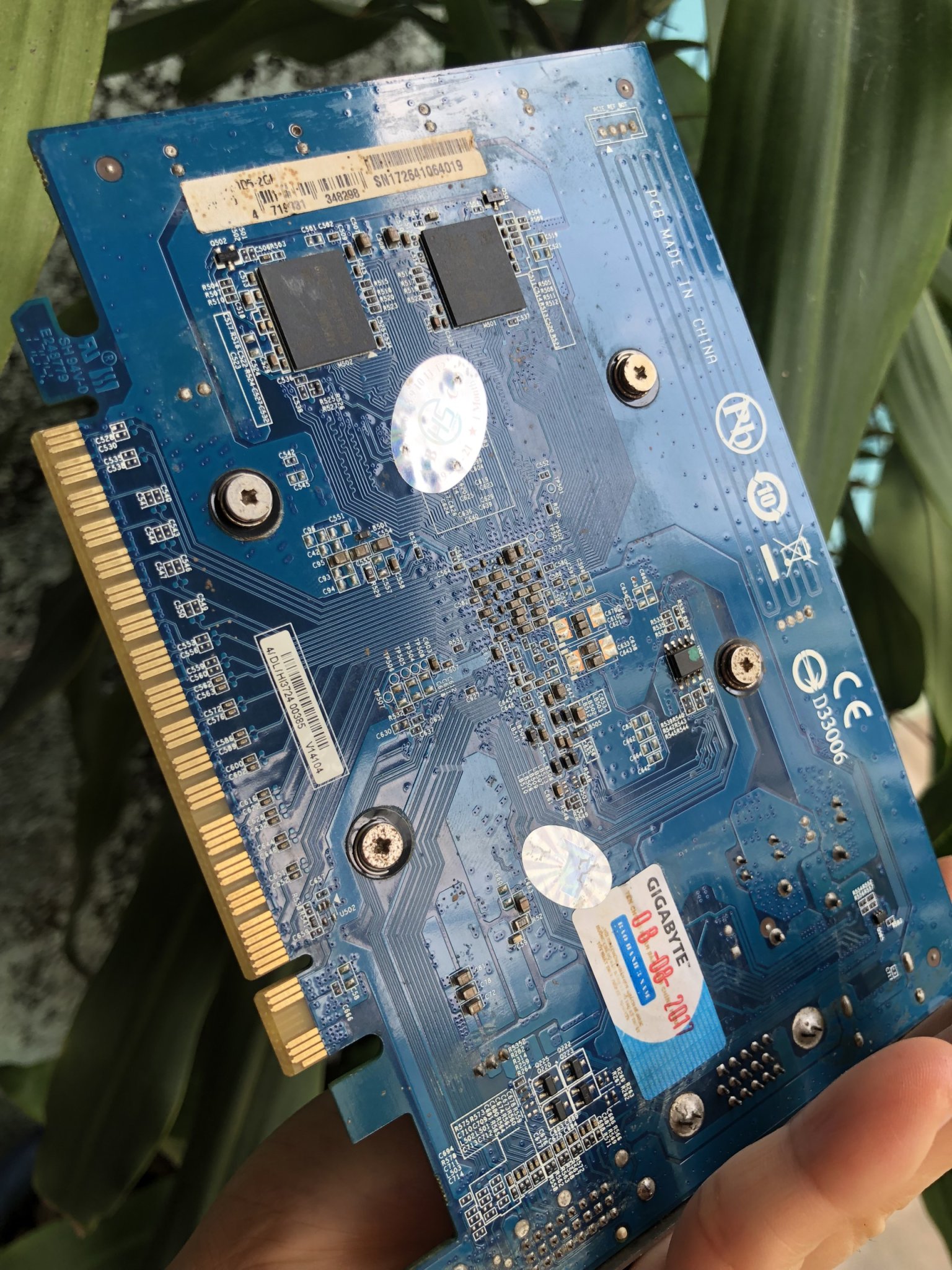 Vga Gigabyte gt730 2g d5. 1 ĐỔI 1 trong 1 tháng