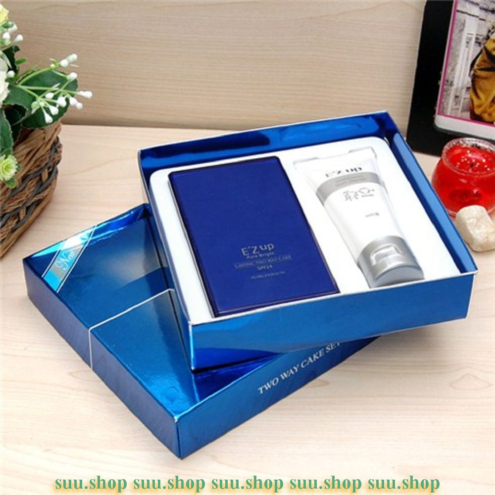 Phấn nền EZup tặng Sữa Rửa Mặt Two Way Cake ezup