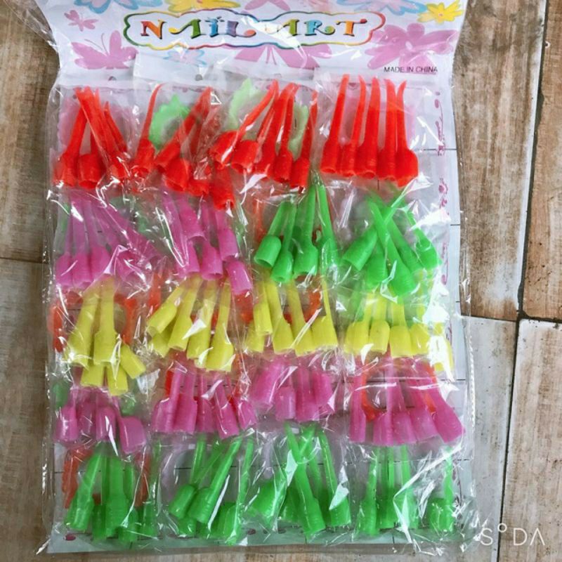 Vỉ 20 Bộ Móng Và Răng Nanh Giả ( Sỉ Đồ Trẻ Em)
