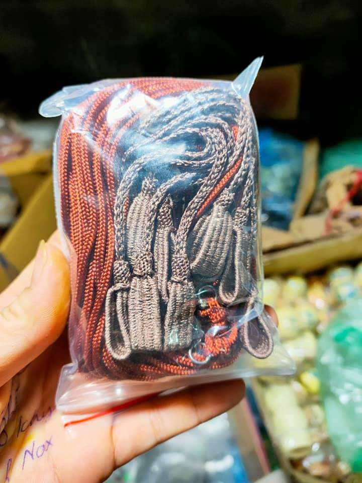 1 sợi xích chân gà rừng