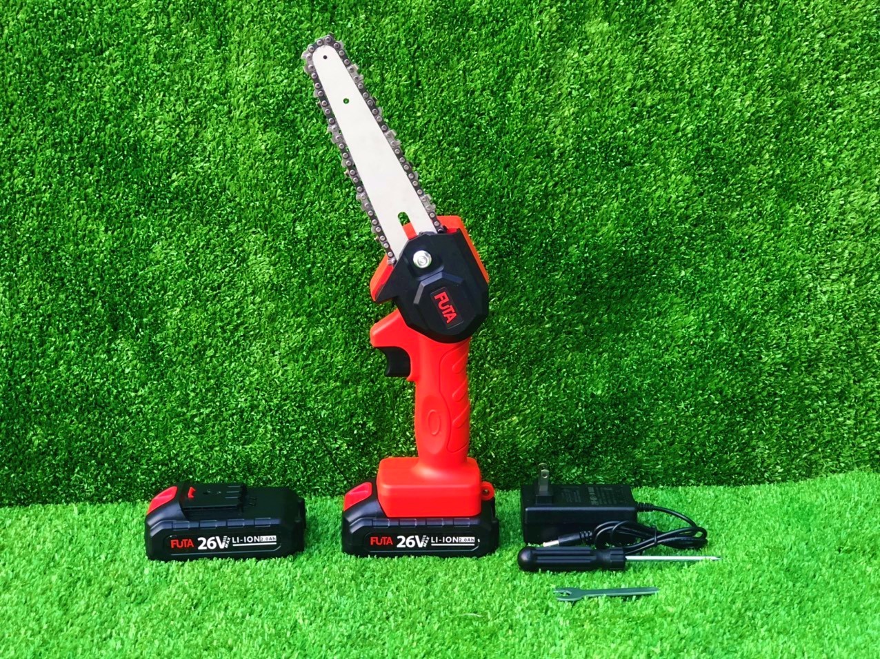 Máy cưa xích mini chạy pin FUTA 36V