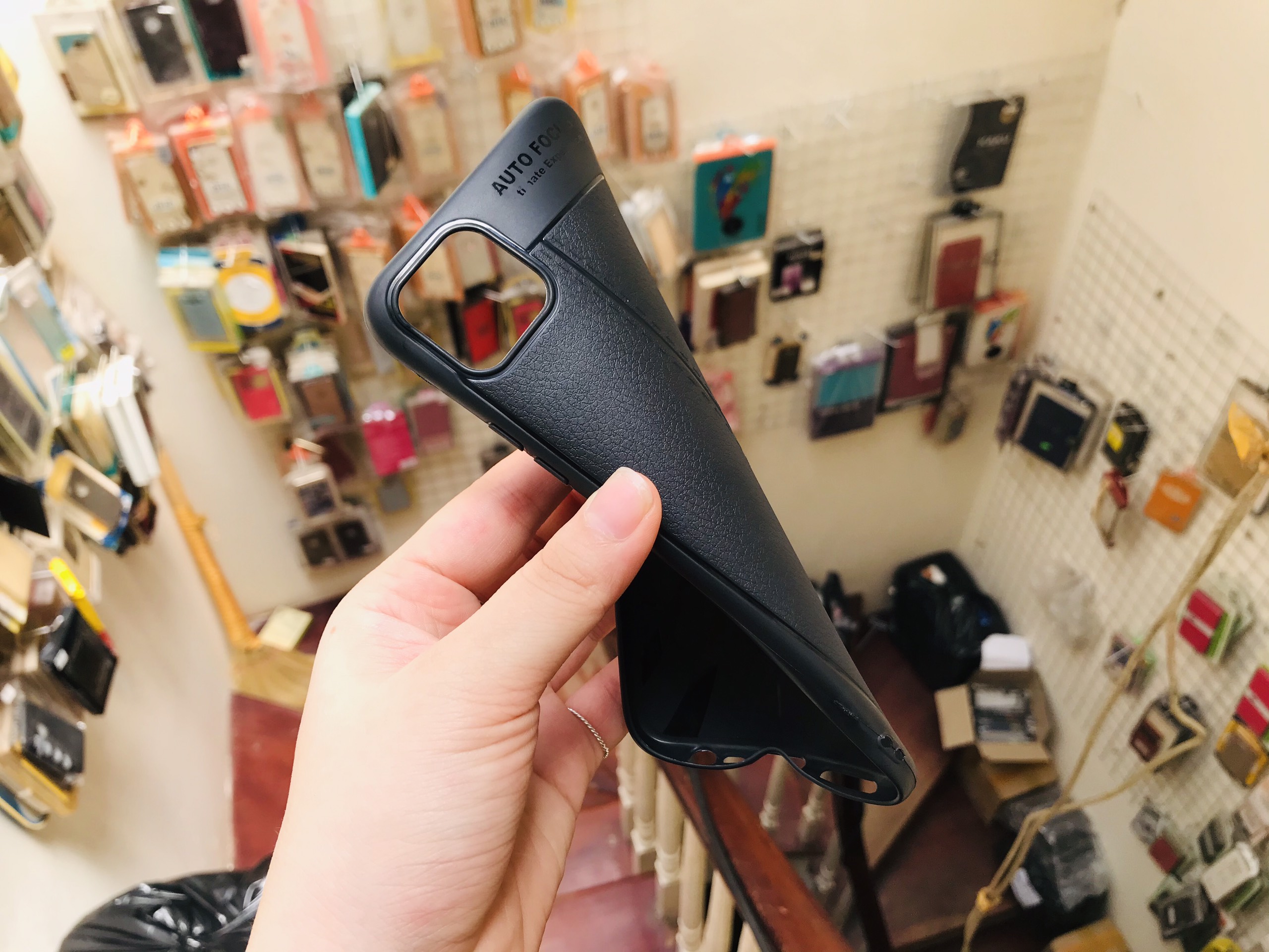 Ốp dẻo giả da đen cho REALME C11