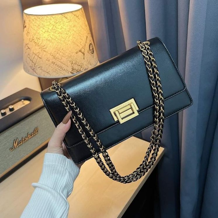 Túi xách nữ Charles & Keith đeo chéo cao cấp