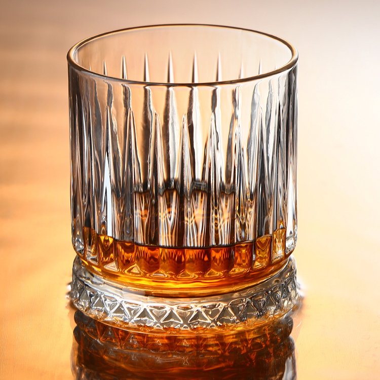 Ly Whisky - Ly Rock Thủy Tinh