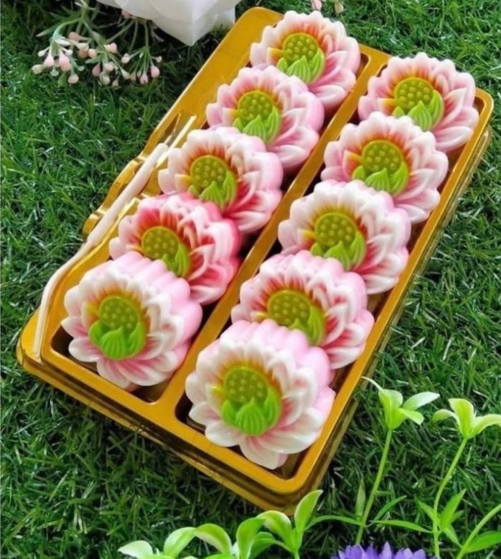Khuôn silicon cupcake hoa sen 5cm