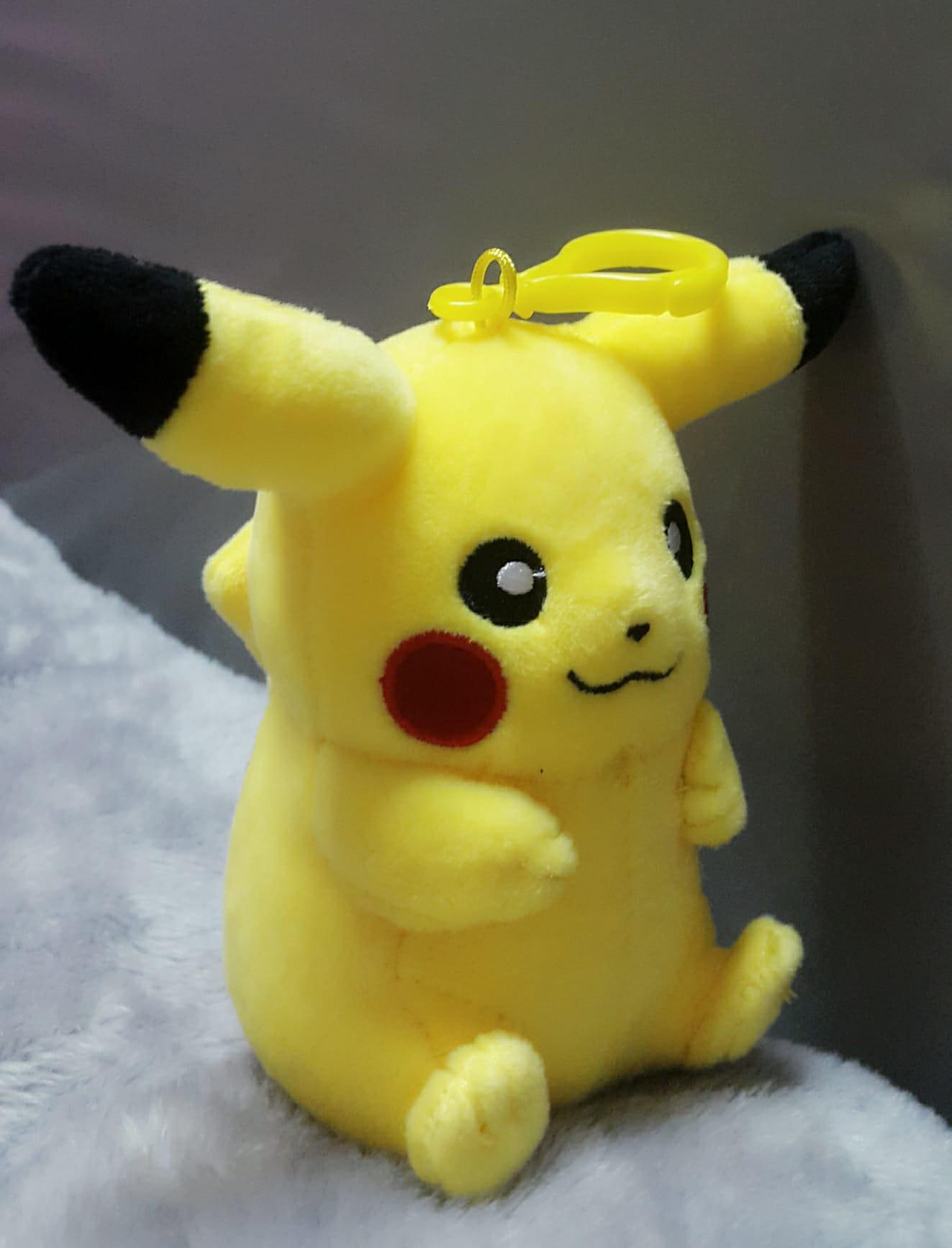 Móc khóa gấu bông Pikachu dễ thương
