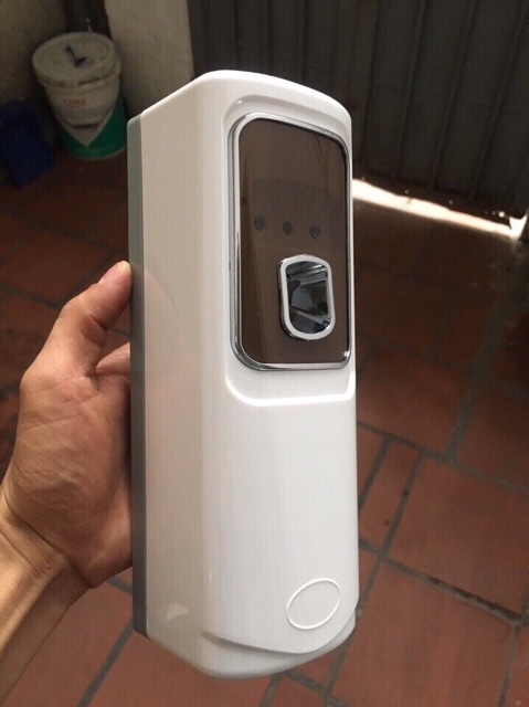 Máy xịt phòng tự động MG6D