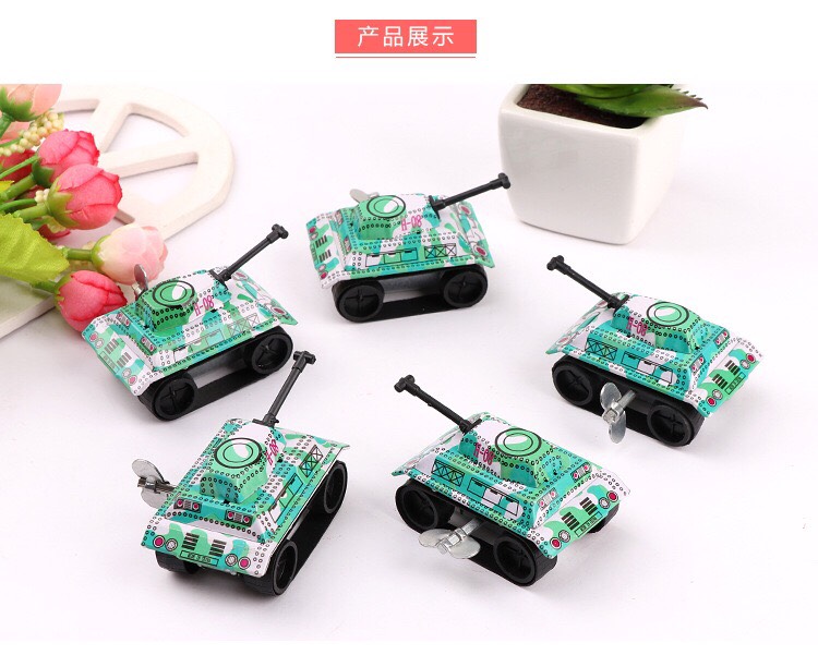Đồ chơi xe tăng mini vặn cót, chạy trớn độc đáo cho bé