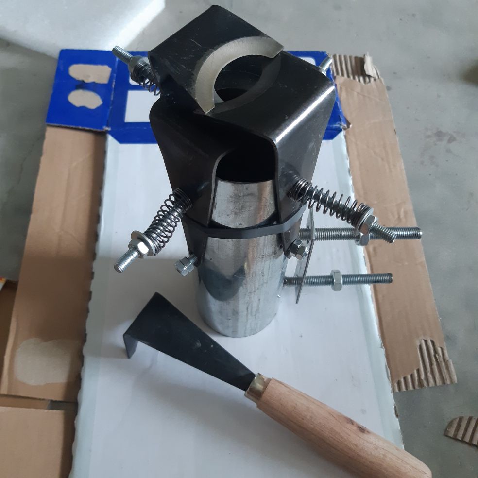ống cạo mía kèm dao cạo