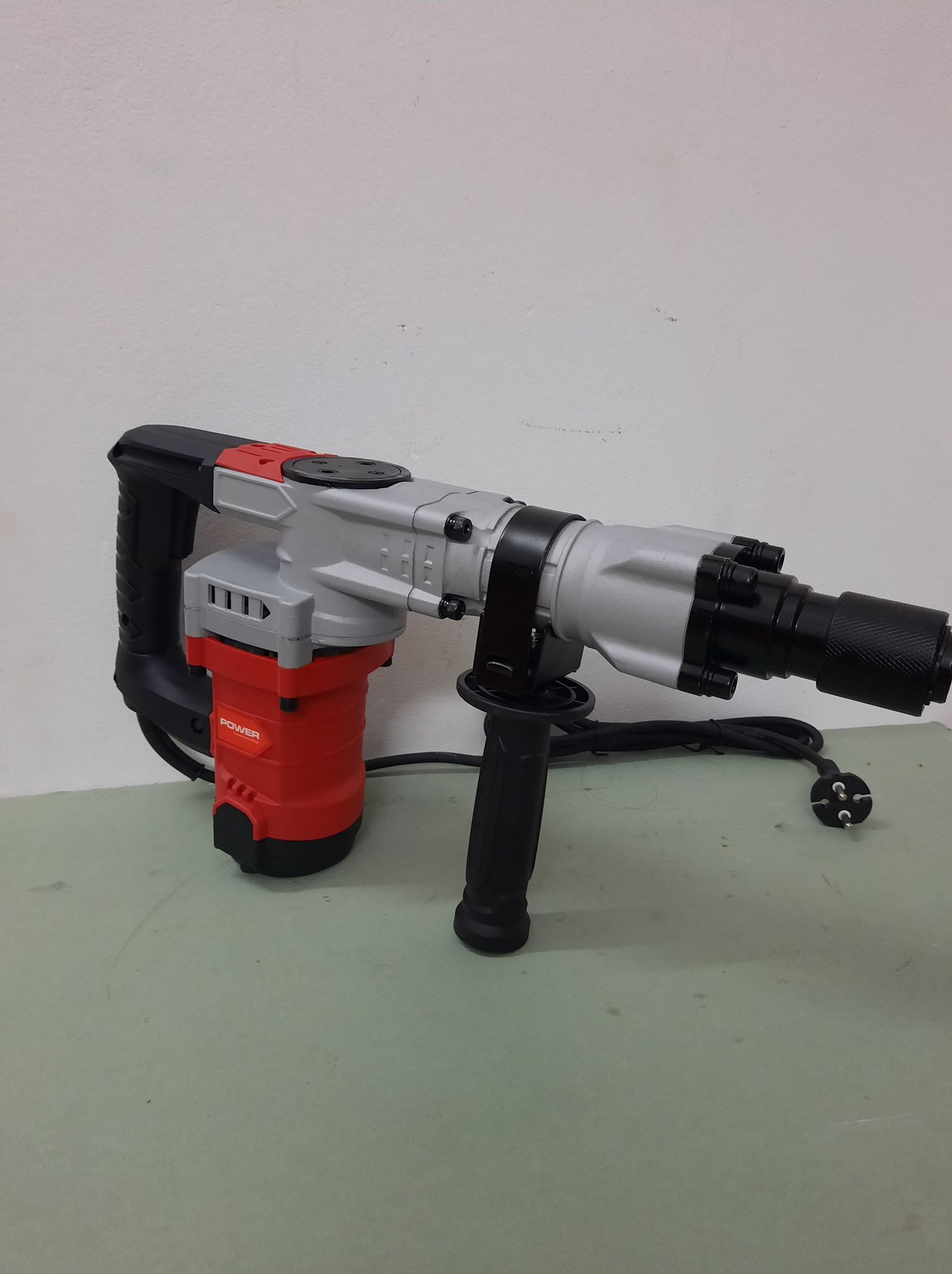 máy chuyên đục POWER 0820