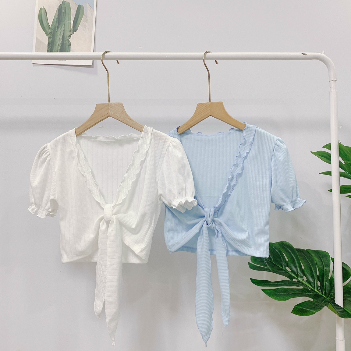 Áo buộc nơ ngực viền bèo