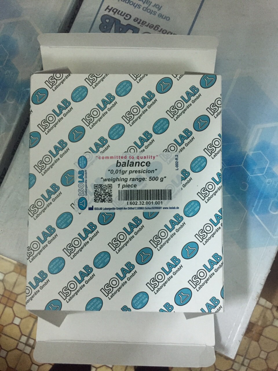 [HCM]Cân điện tử 500g -0.01 Isolab Đức