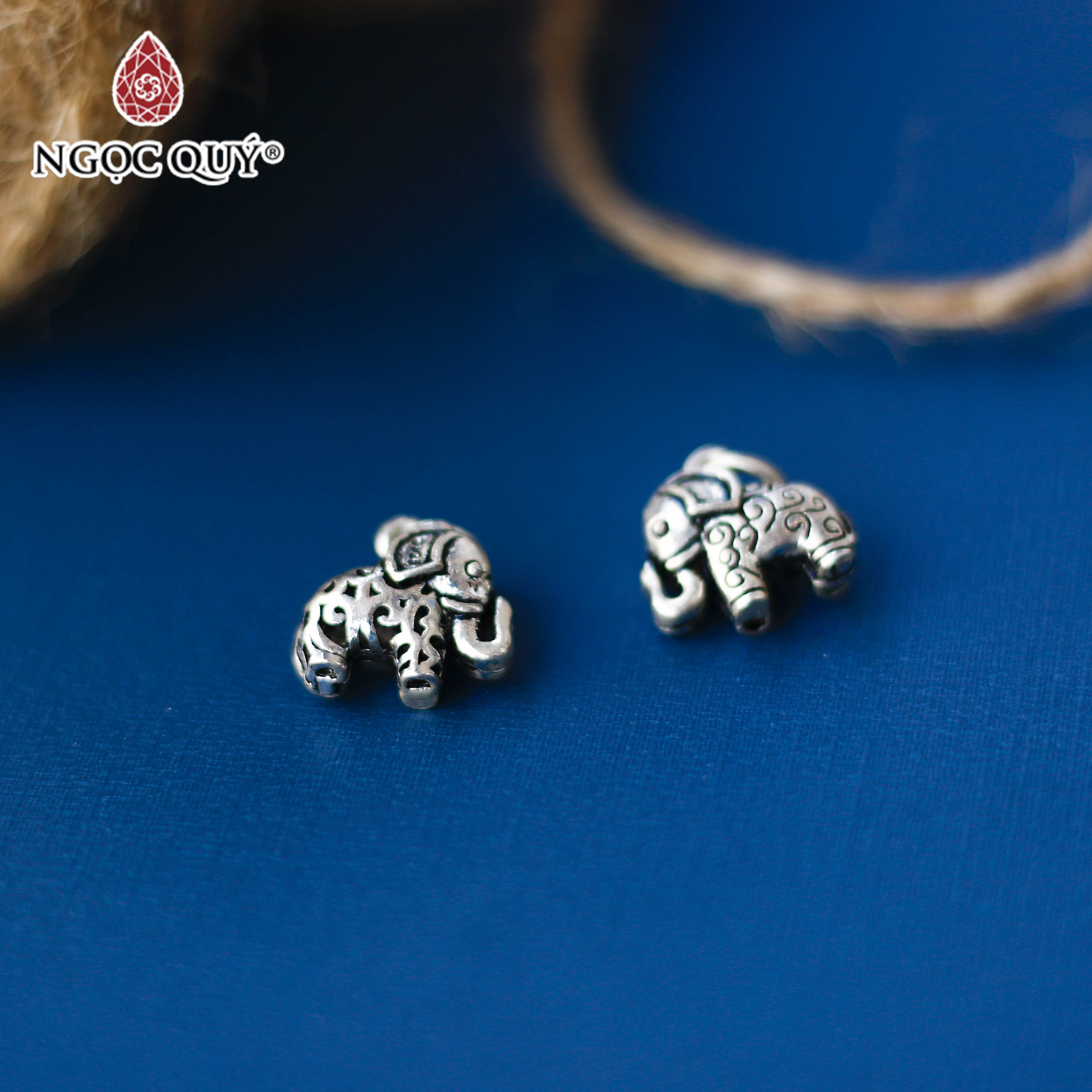 Charm bạc con voi treo - Ngọc Quý Gemstones