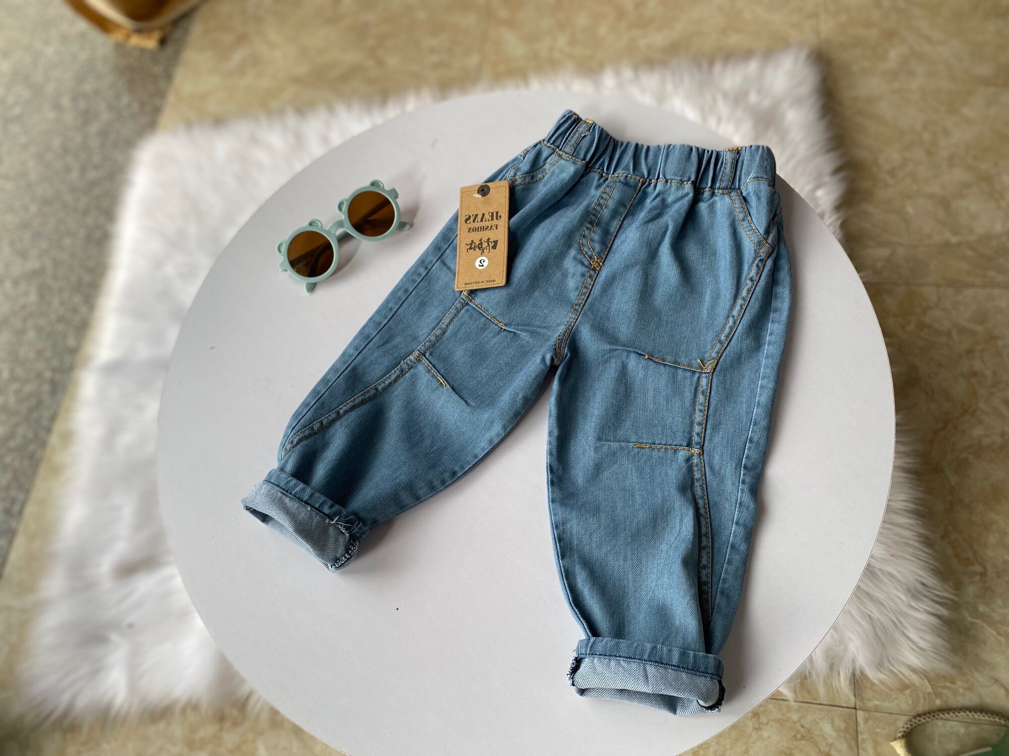 QUẦN BÒ THÊU THỎ ĐEN CHO BÉ