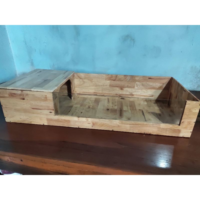CHUỒNG NUÔI RÙA CẠN BẰNG GỖ
