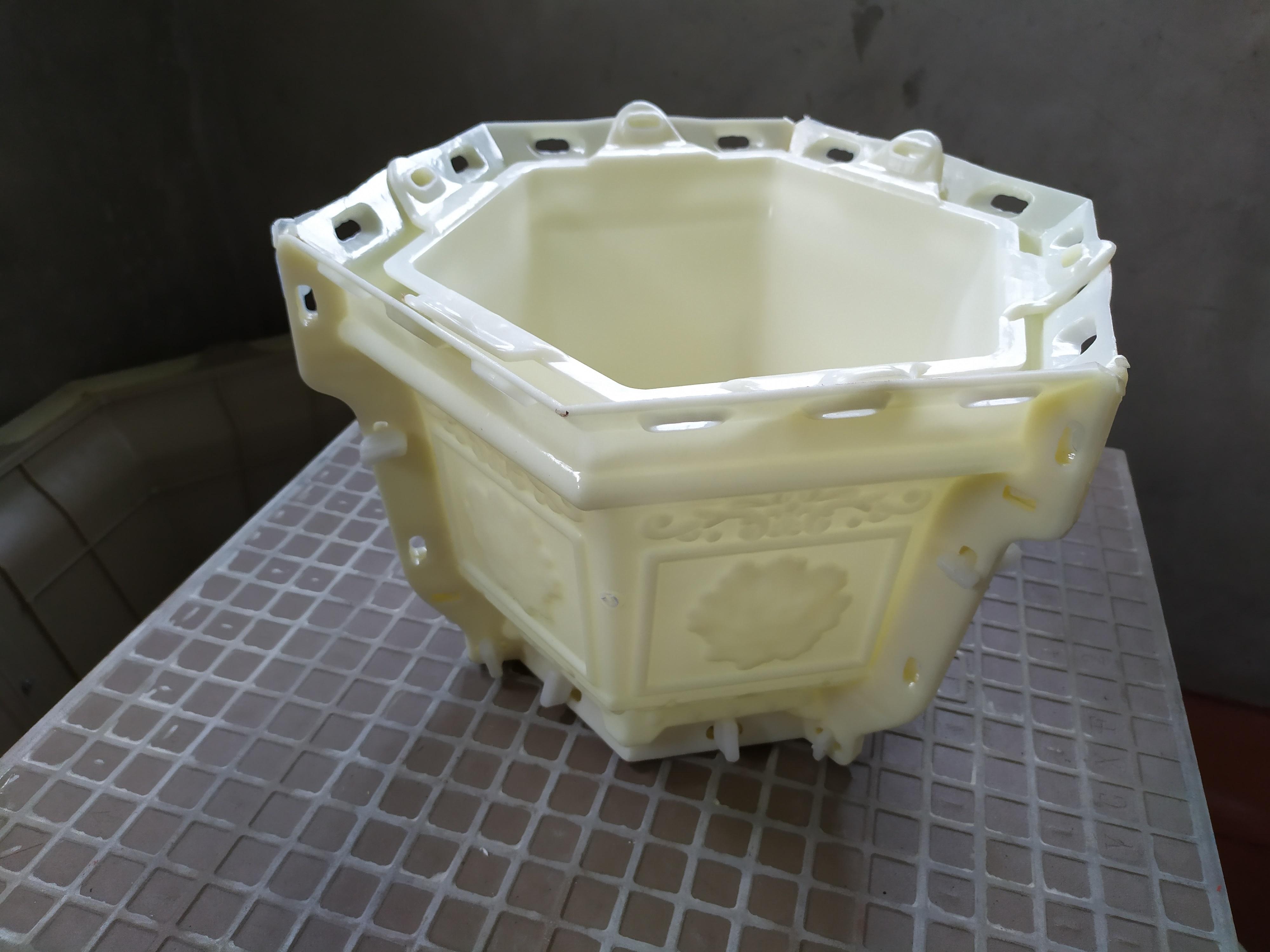 Khuôn chậu lục giác rộng 30cm