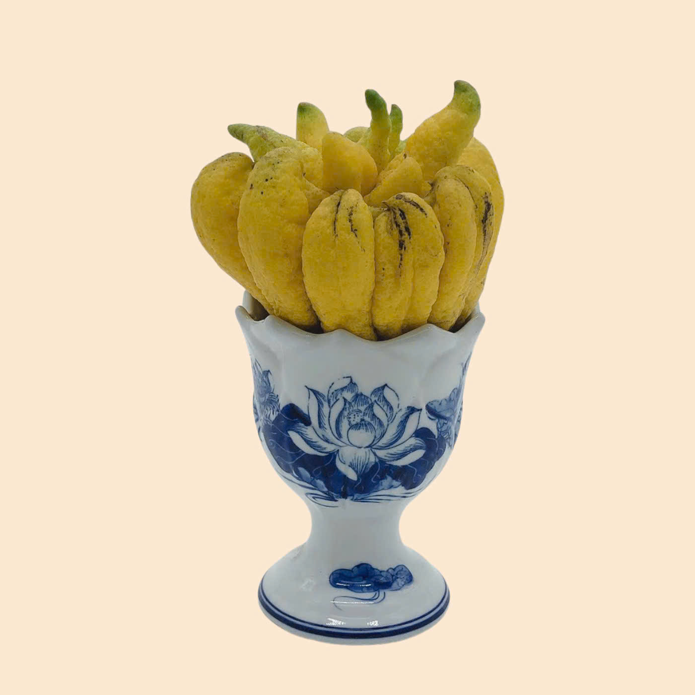 Ly đựng phật thủ xanh lam trên bàn thờ - đồ thờ cúng
