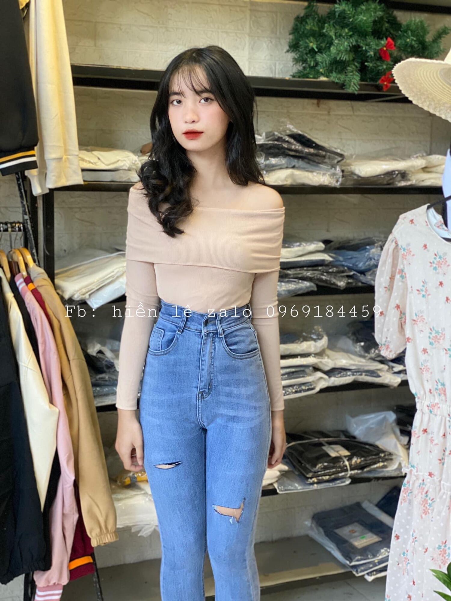 Áo Bẹt Vai Gân Tay Dài
