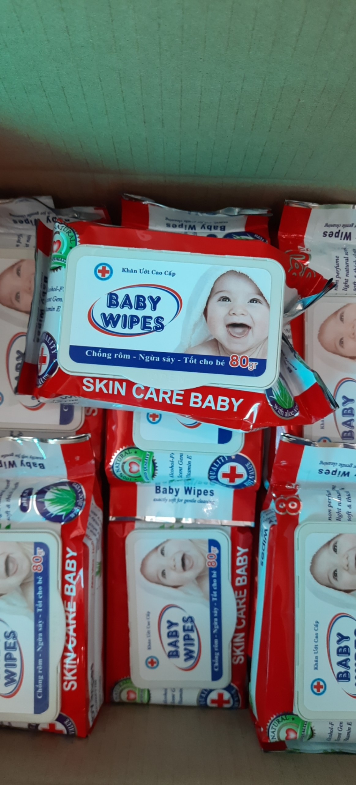 Khăn giấy Ướt 80 tờ Baby Wipes