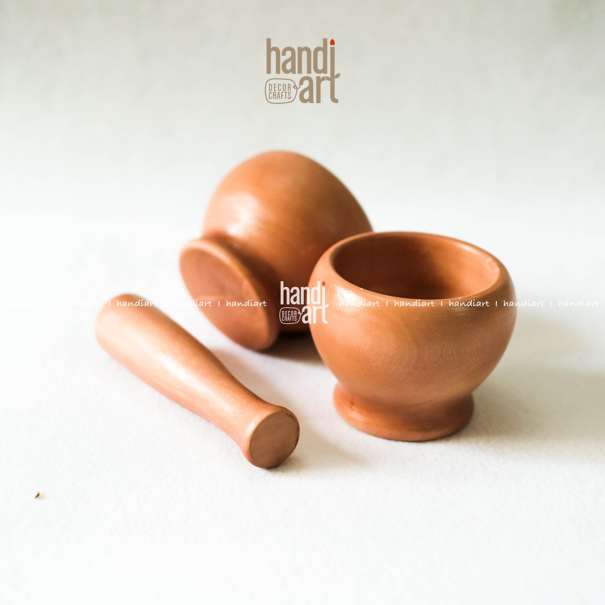 Cối Chày gỗ hình lu