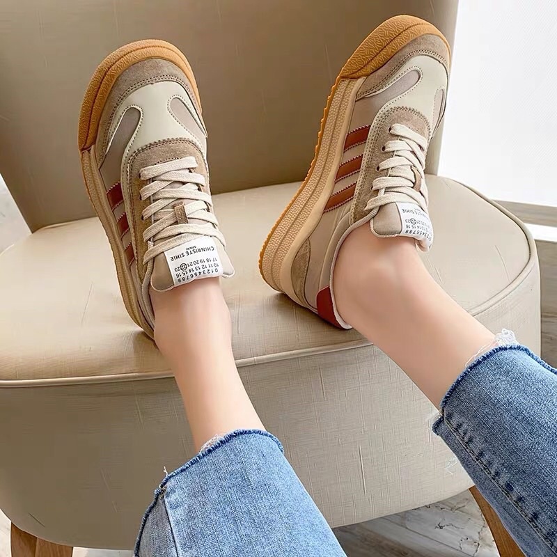 GIÀY THỂ THAO NỮ ĐỘN ĐẾ 3 KẺ SỌC PHONG CÁCH CÁ TÍNH