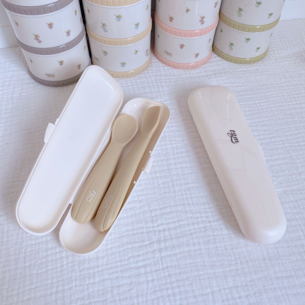 Set 2 thìa ăn dặm silicon TGM kèm hộp đựng cho bé Hàn Quốc Muỗng ăn dặm silicon cho bé