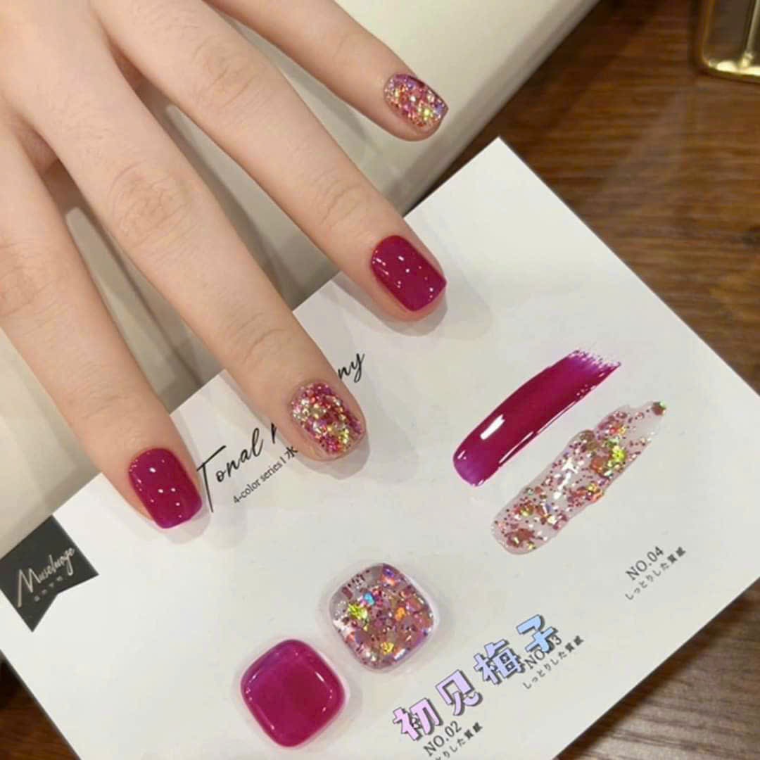 Nail polish gel + glitter nail polish (1 pair)