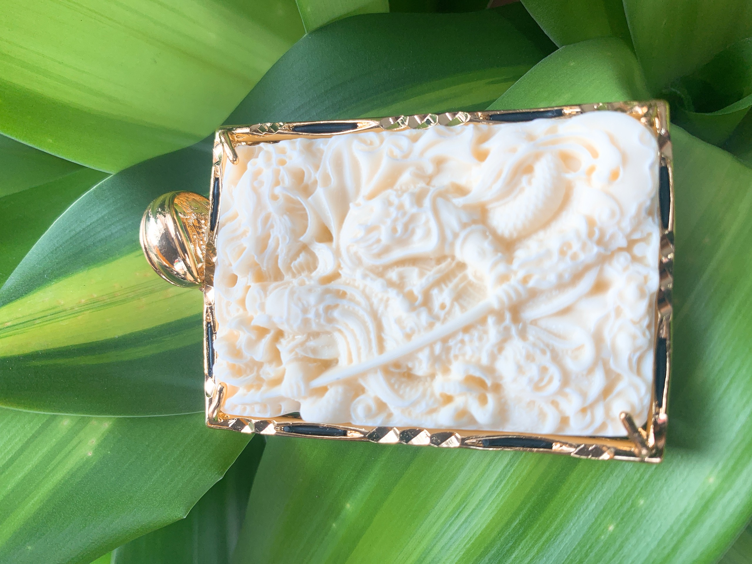 Mặt Dây Chuyền Quan Thánh, Quan Công Cầm Đao Trái ngà - Tặng Kèm Hộp Đẹp - Đi Tiệc, Đi Chơi Rất Sang - Tubi Cony-