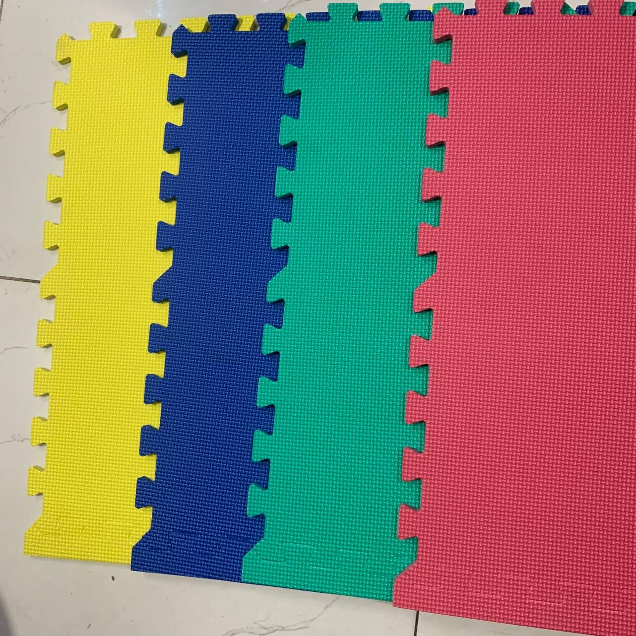 Set 9 Tấm Thảm Xốp Lót 60x60 dày 1cm ( đủ viền )