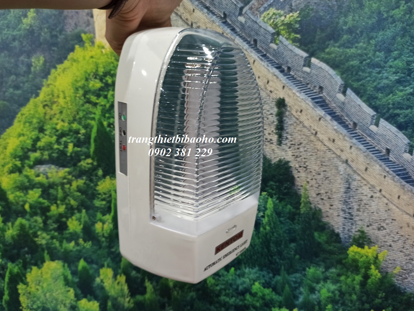 Đèn pin sạc khẩn cấp KENTOM 2300PL - hình thật