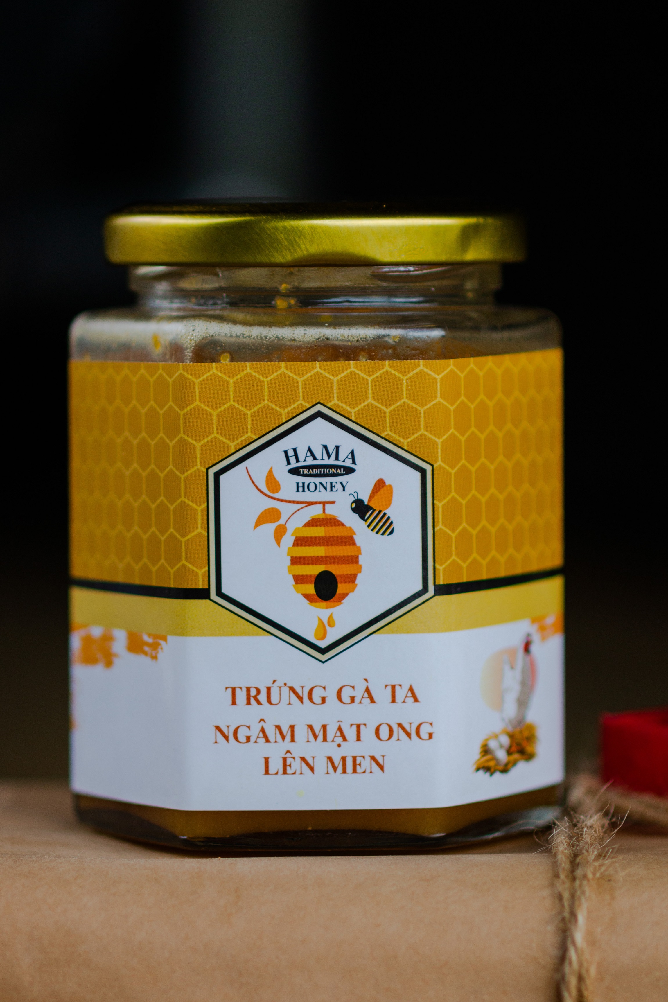 Trứng Gà Ta Ngâm Mật Ong Lên Men
