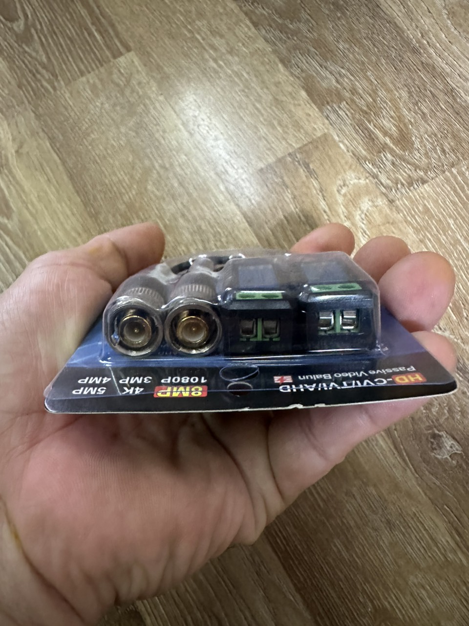 Video Balun 8MP Camera HD-TVI, HD-CVI & AHD