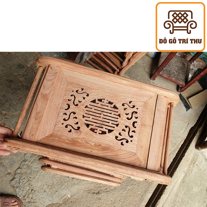 Khay trà chân cuốn thư đục chạm chiện gỗ Hương