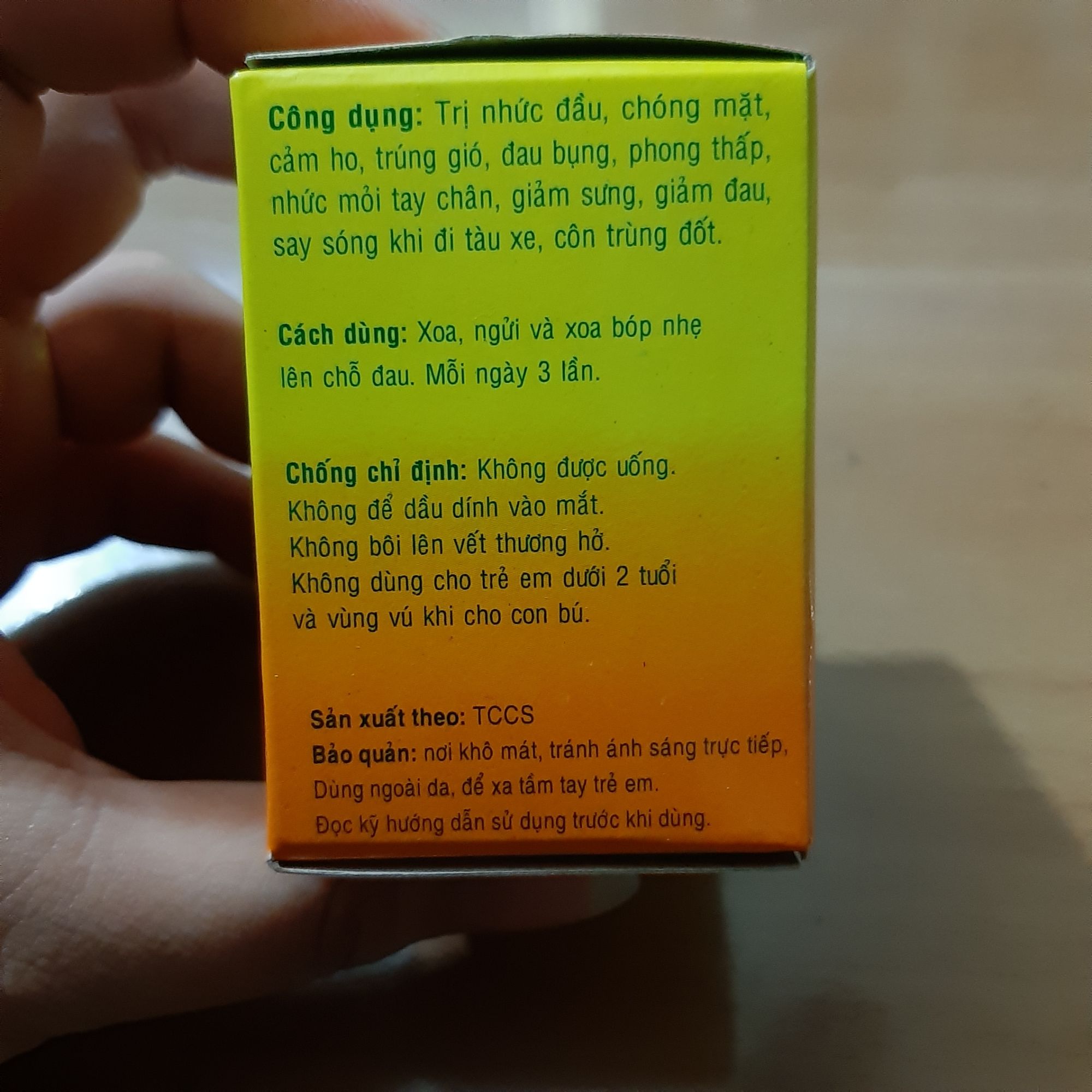 Dầu cù là CHUÔNG VÀNG