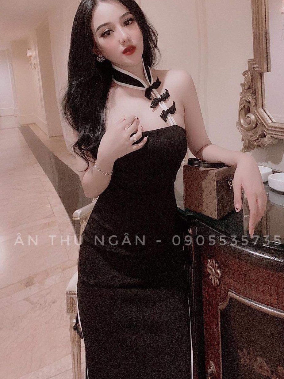 Đầm sườn xám cổ cách tân viền
