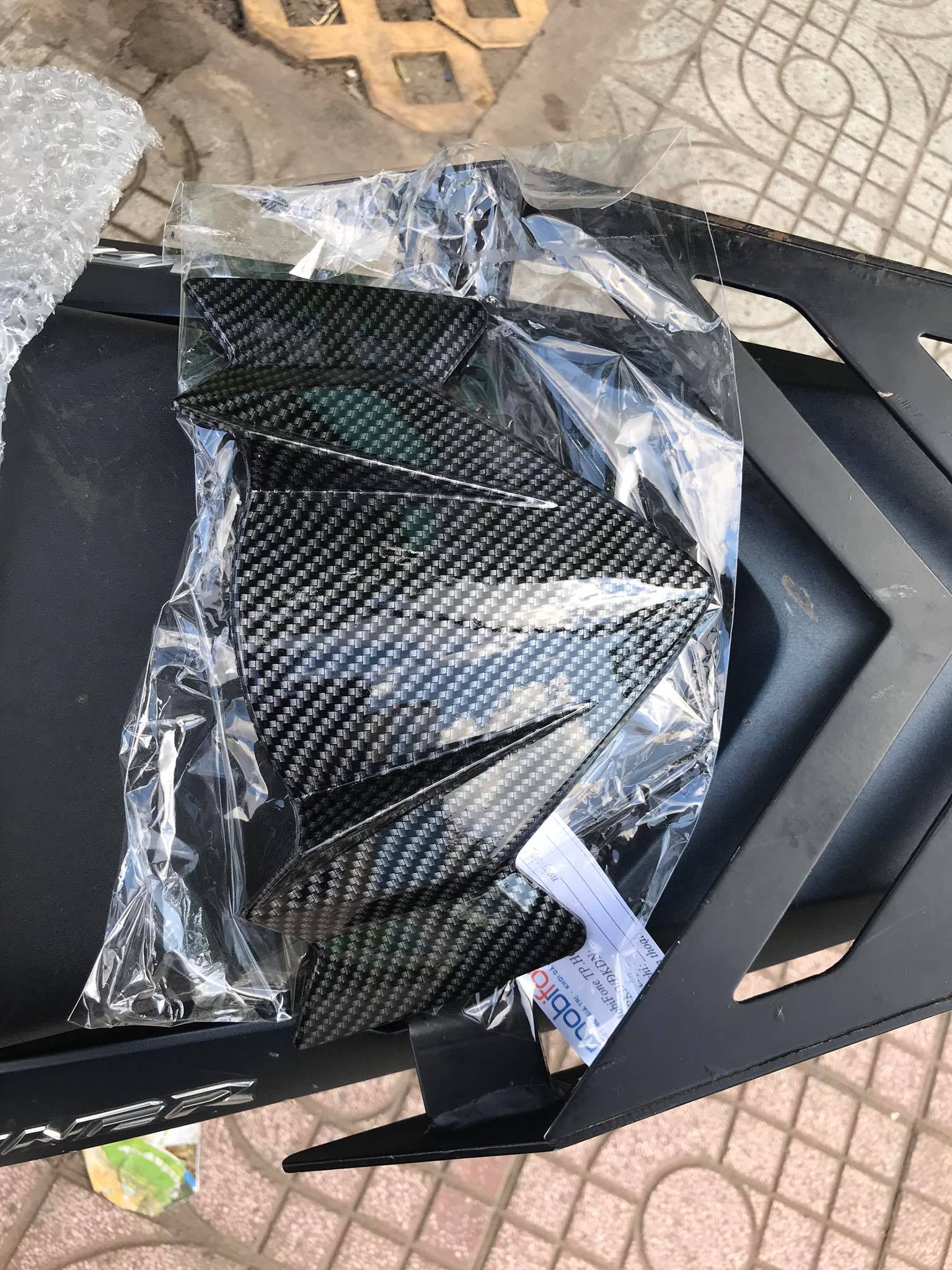 Ốp đầu winner v1 carbon