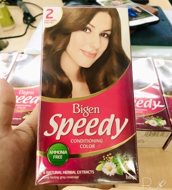 Thuốc nhuộm tóc Bigen Speedy số 2 (Màu nâu hạt dẻ ánh vàng)