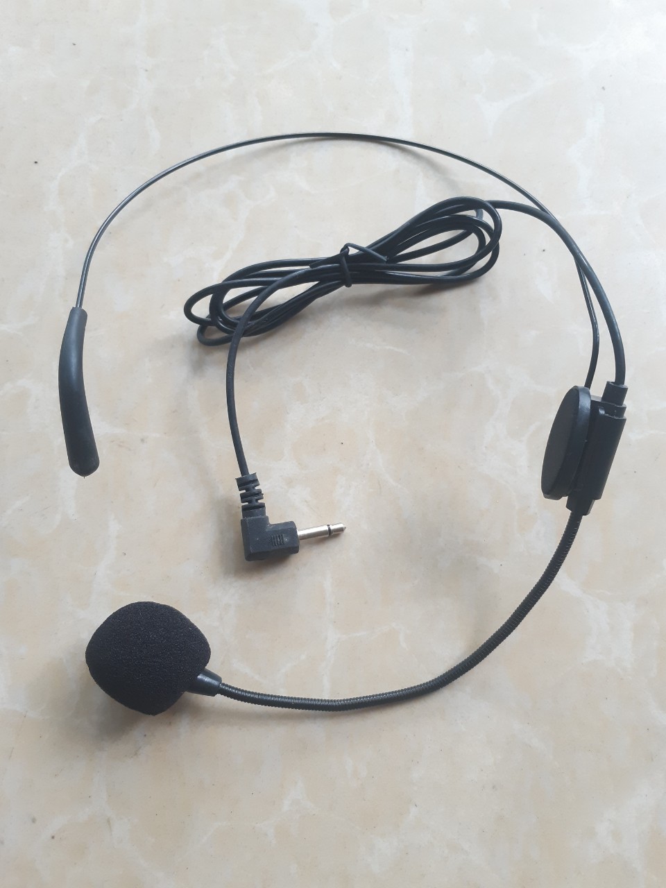 Micro có dây loa trợ giảng giá siêu rẻ