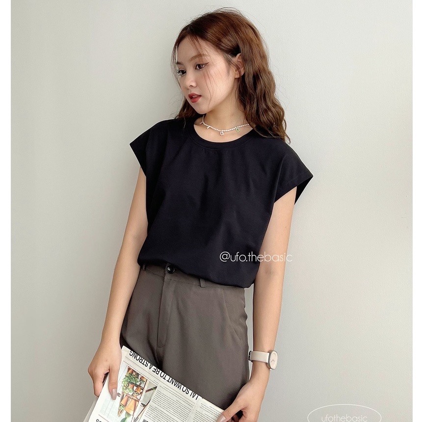 [Nhập LAZLOOK99 GIẢM 100K/500K] Áo thun cotton cổ tròn tay hến - Sleeve-less Top - by ufo.thebasic