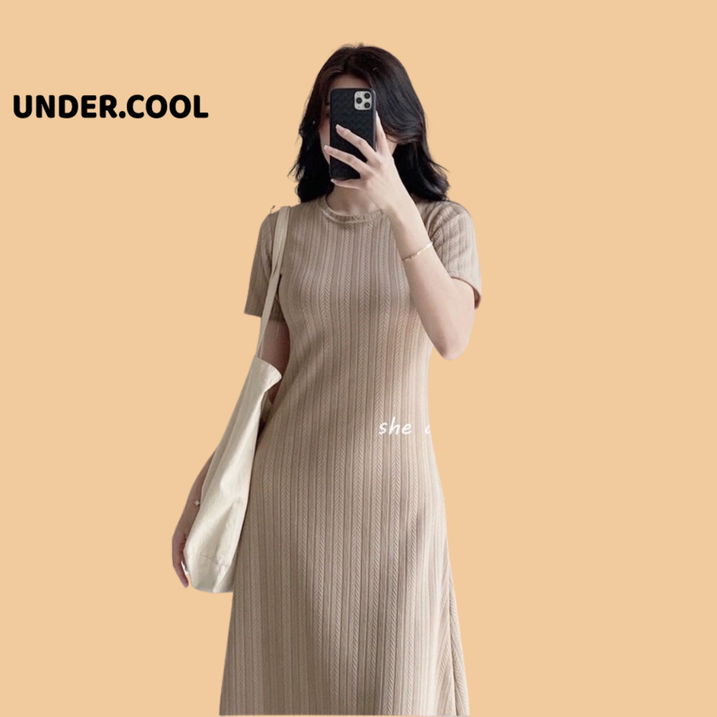 Đầm len body UNDERCOOL Midi Xương Cá Co Dãn Bốn Chiều Cổ Tròn Kiểu Dáng Basic