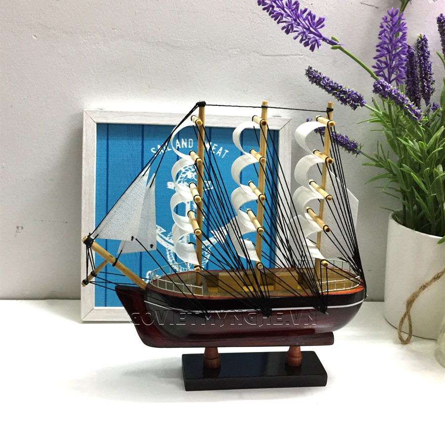 Mô hình thuyền gỗ belem 20cm
